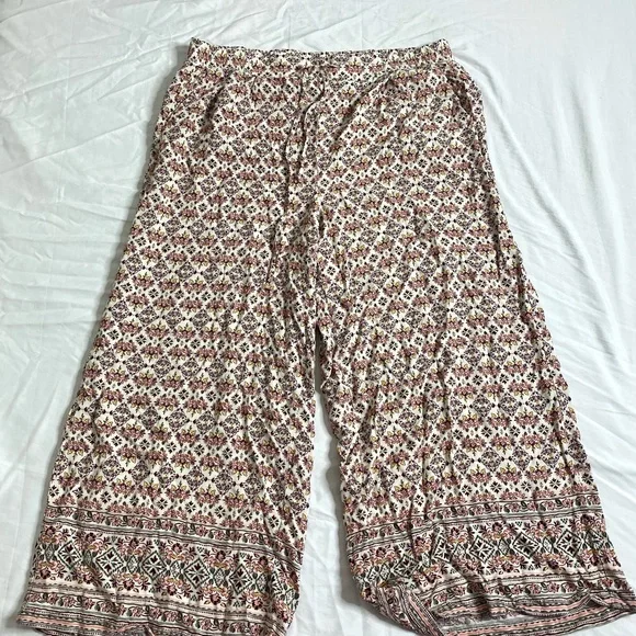 Torrid Womens Pull-On Wide Leg Floral High Rise Pants - Picture 7 of 12